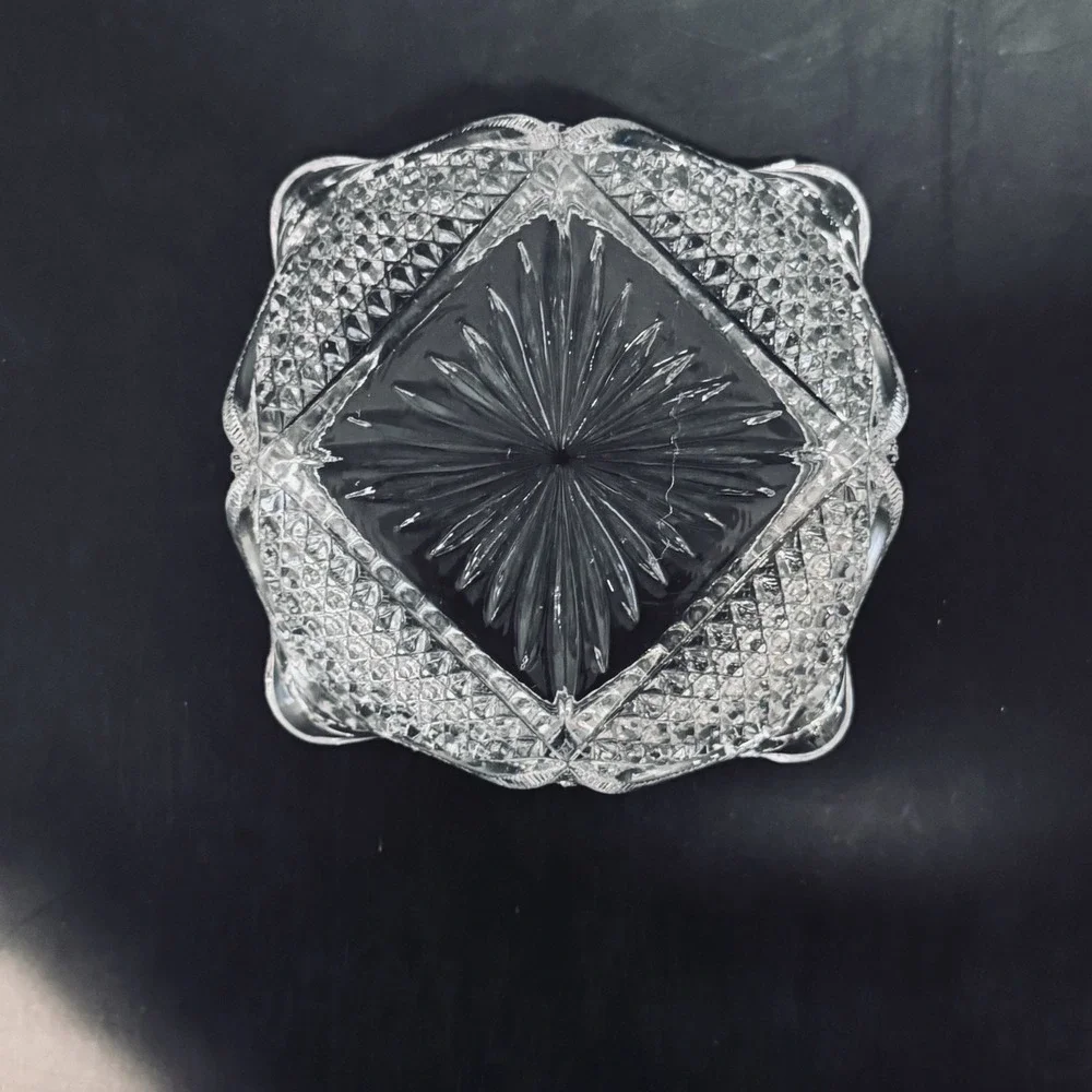 Vintage Mid Century Starburst Clear Crystal Glass Ashtray Vanity Trinket Dish‎